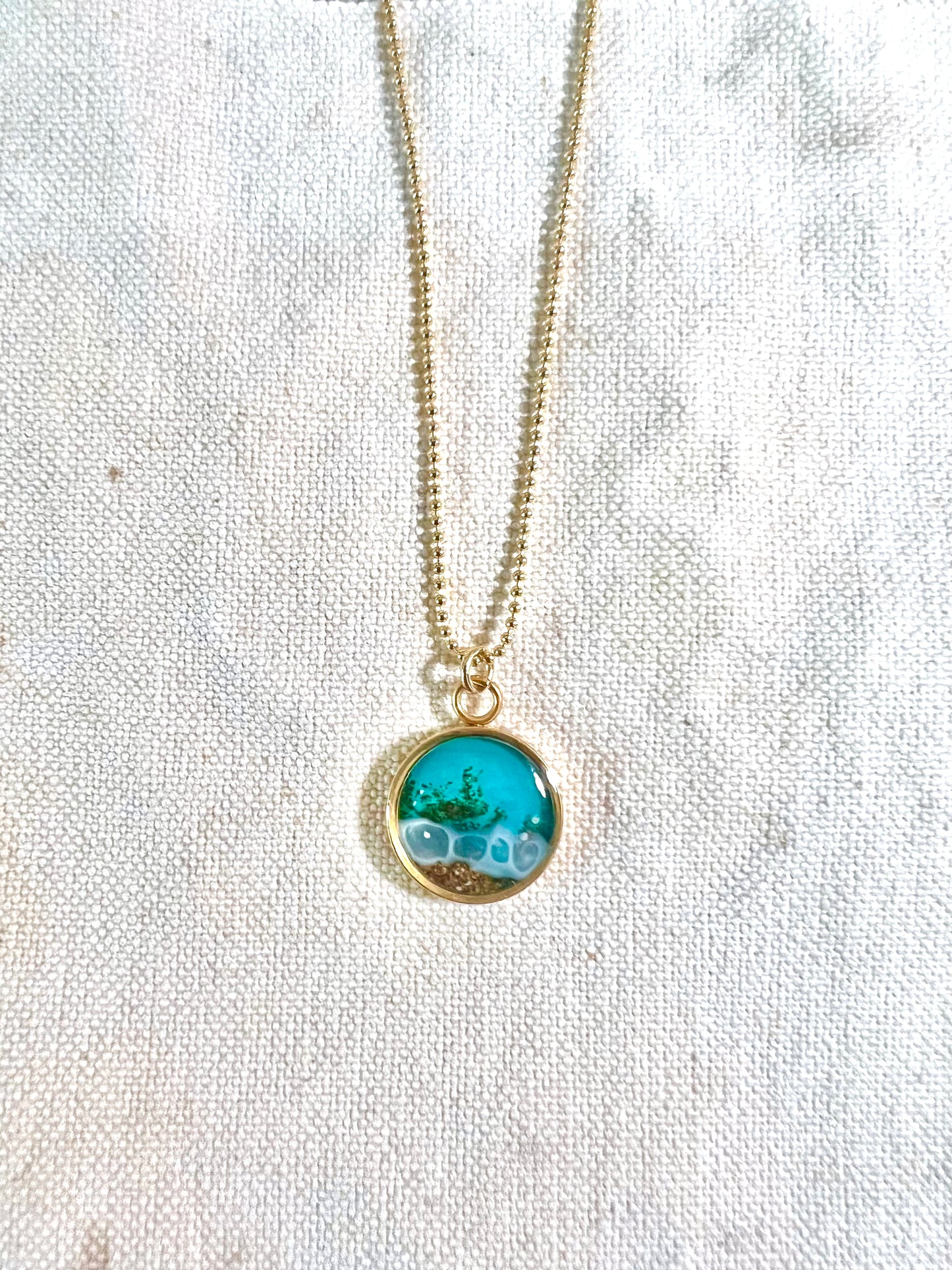 Blue Wave Beach necklace
