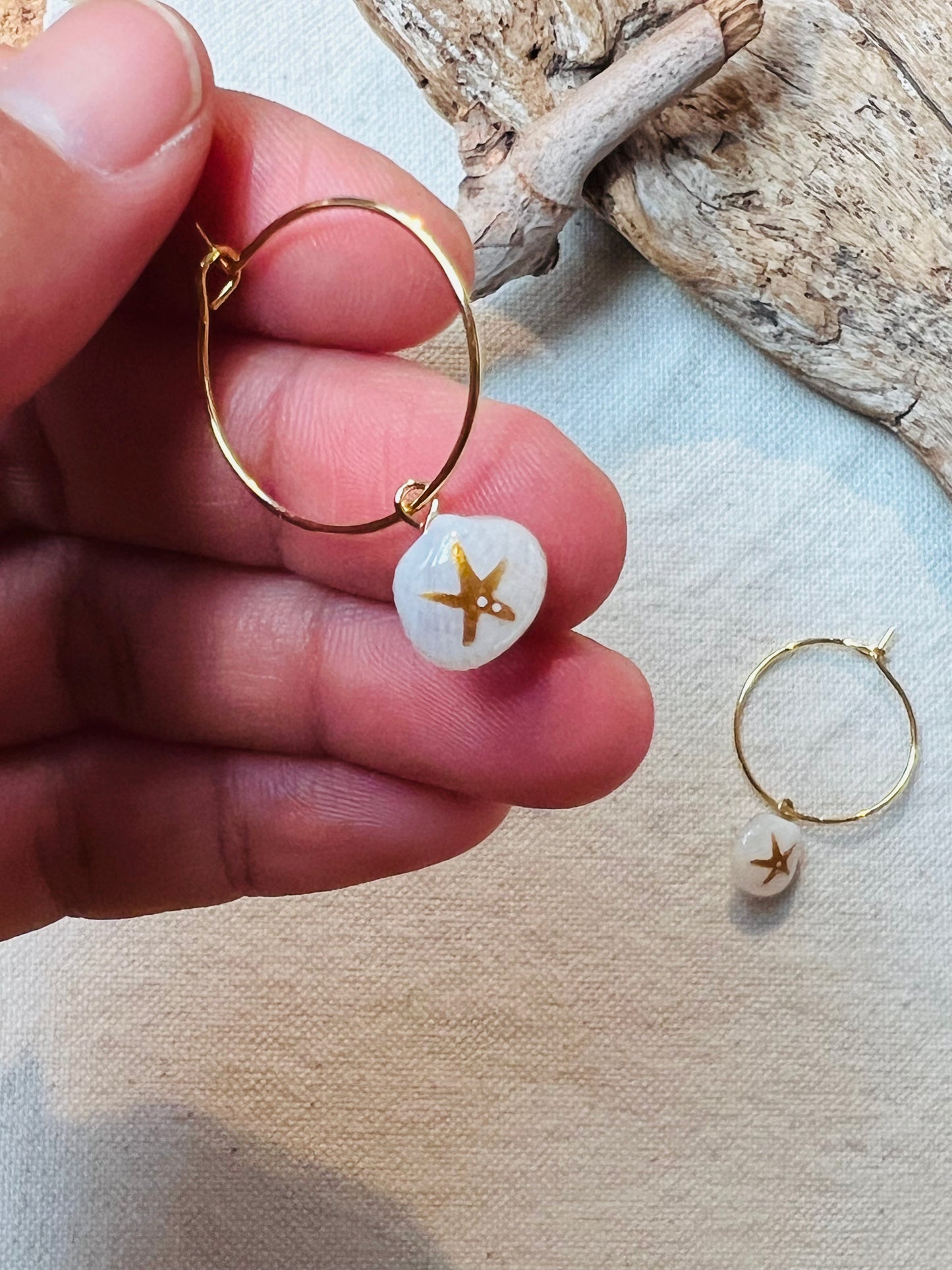 Tiny shell earrings with painting, little starfish