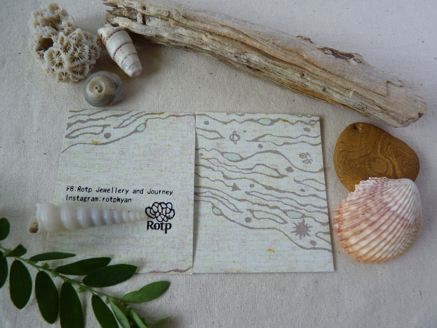 Tiny shell necklace with painting, little algae