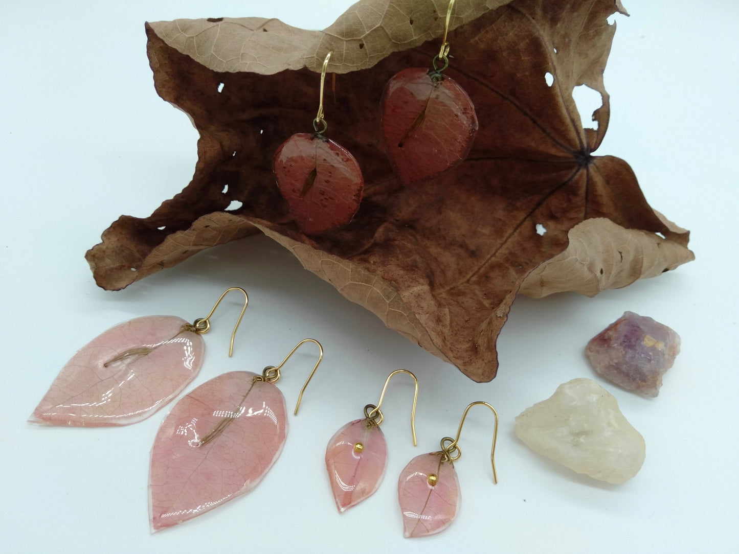 Bougainvillea earrings, light pink