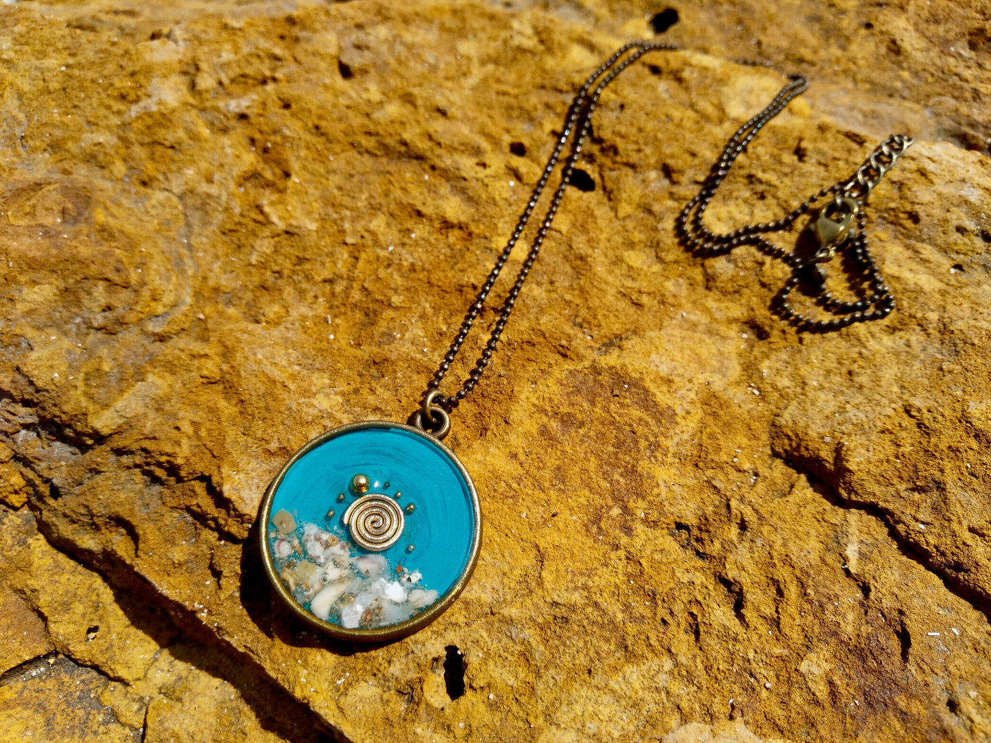 Darwin beach sunrise necklace
